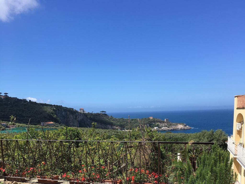 Faraglioni Di Sorrento Guesthouse Zewnętrze zdjęcie